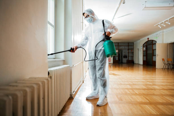 Best Pest Control Near Me  in Fredonia, WI